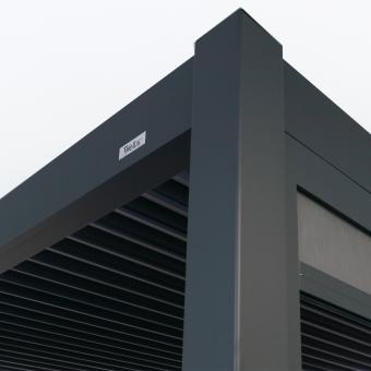 Wellis MotionFlex 600 bioklimatikus pergola, RGB LED világítással