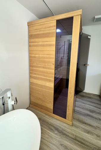 Wellis Solaris hemlock szauna
