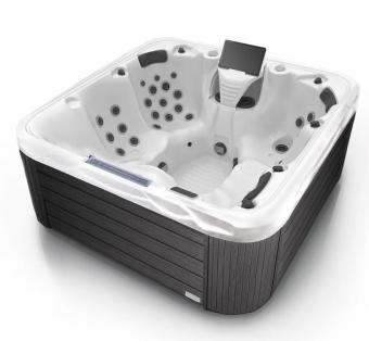 Wellis X8 Spa medence WM00833